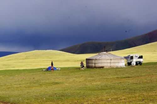 TREKKING IN MONGOLIA 2013