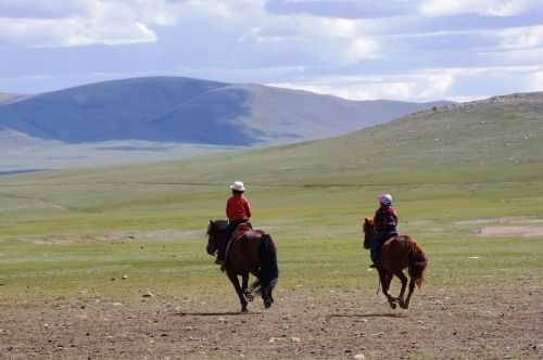 TREKKING IN MONGOLIA 2013