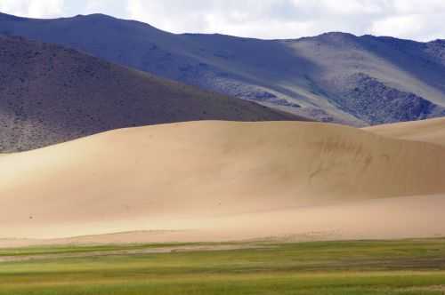 TREKKING IN MONGOLIA 2013