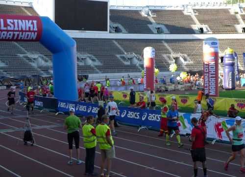 MARATONA DI HELSINKI | 42K,17K 2015