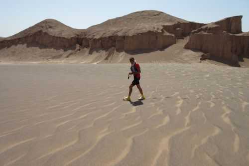 IRANIAN SILK ROAD ULTRAMARATHON 2016