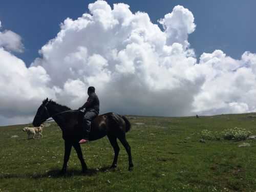 TREKKING IN ARMENIA 2016